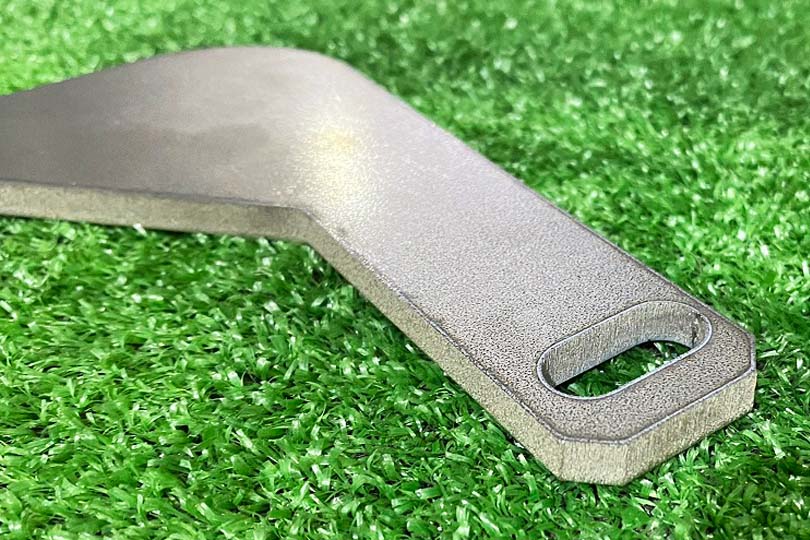 チタン t6.0 レーザ加工事例｜短納期・一貫対応のティアンドエス